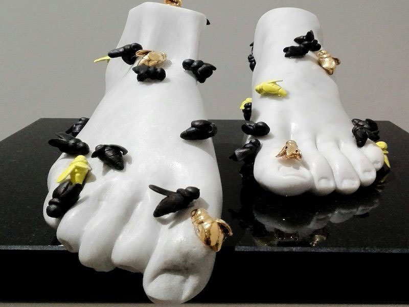 scultura di Marika Ricchi: i piedi.