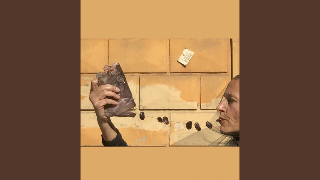 FEBRUARE: Performance di DANIELA BELTRANI